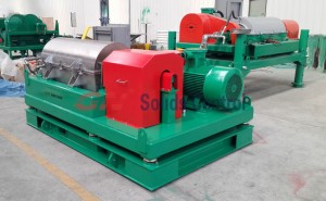 decanter centrifuge system for drilling fluids recovery